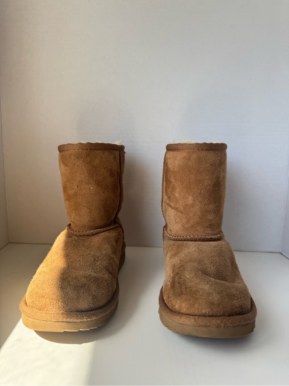 Uggs Chestnut Suede Lined Short Boots